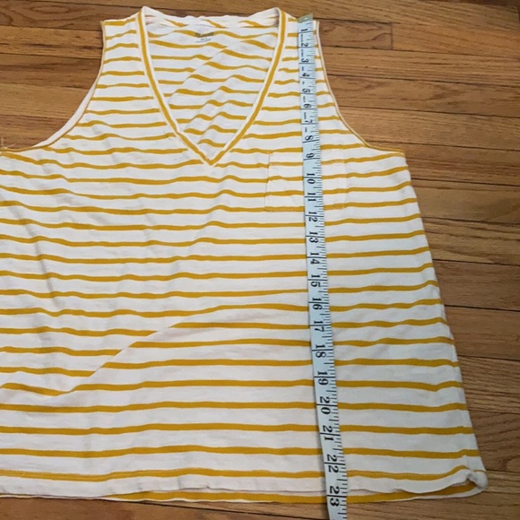 Madewell Large Stripped Tank top - Picture 5 of 5